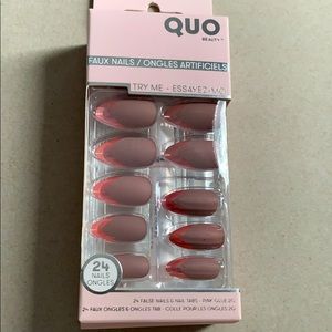 Faux press on nails and glue